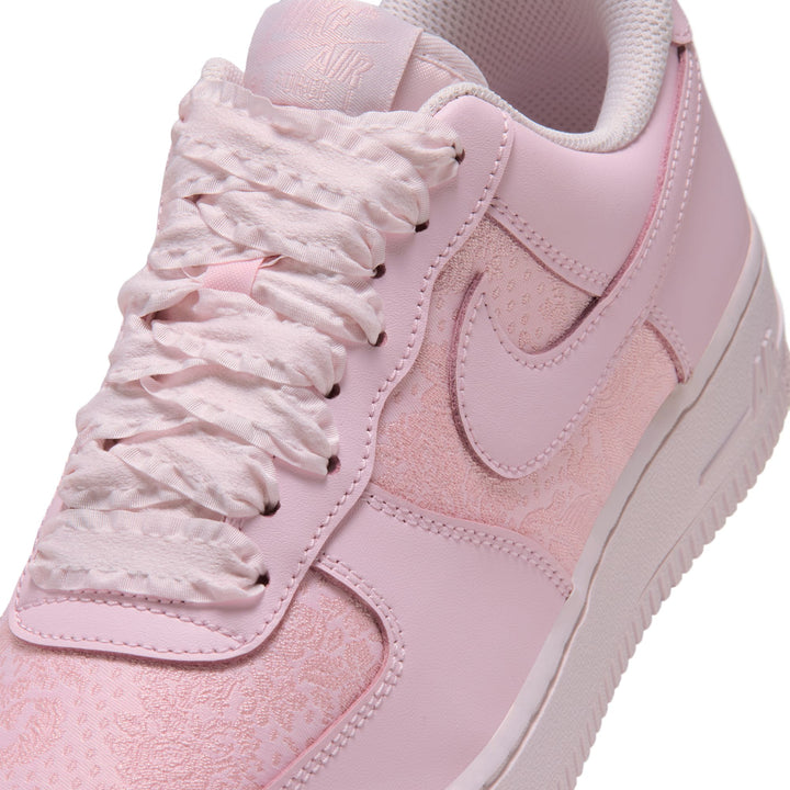 WMNS NIKE AIR FORCE 1 '07 SE "ARCTIC PINK"