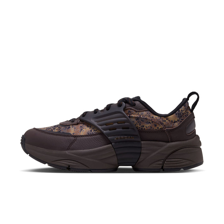 W JORDAN TRUNNER O/S SE "COCAO WOW"