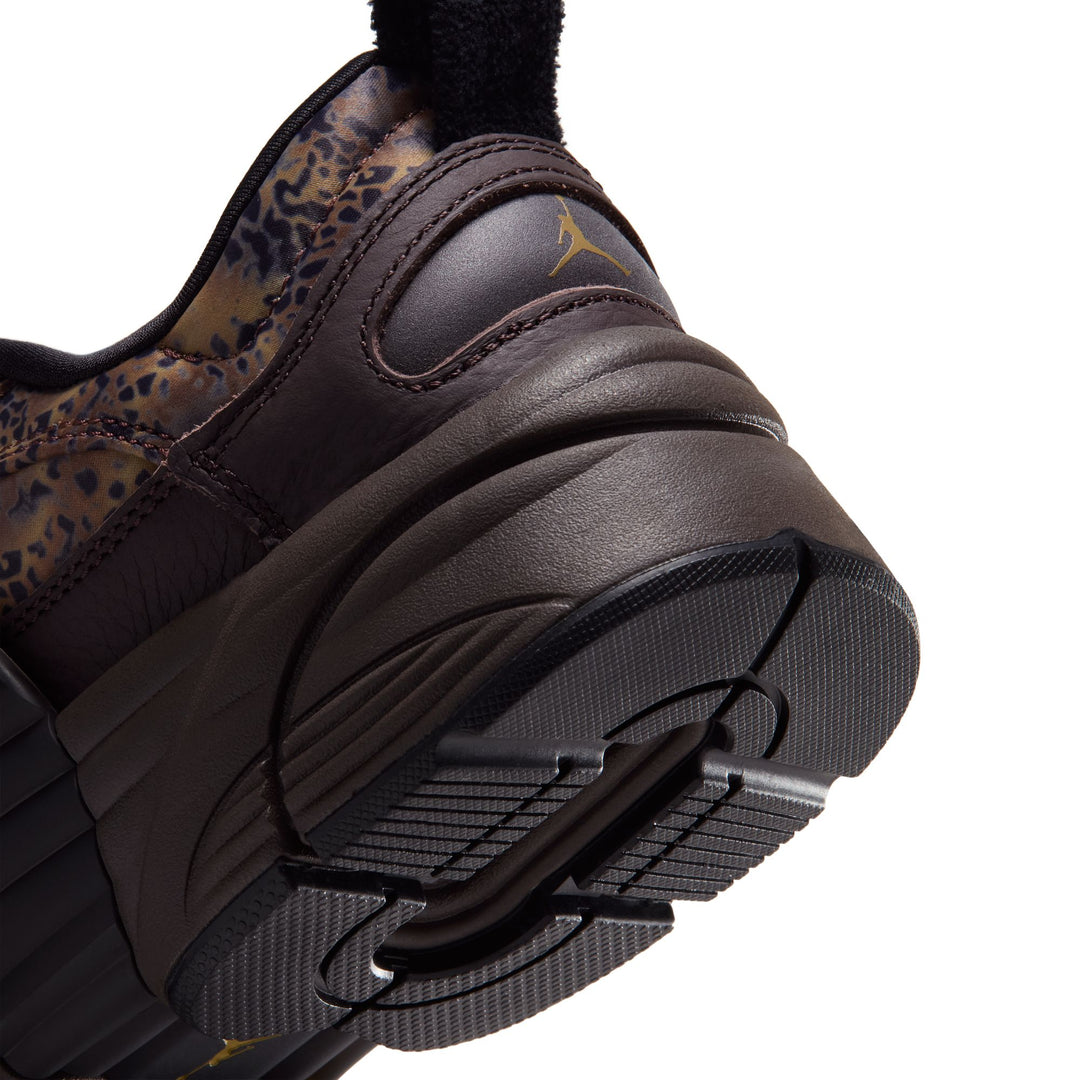 W JORDAN TRUNNER O/S SE "COCAO WOW"