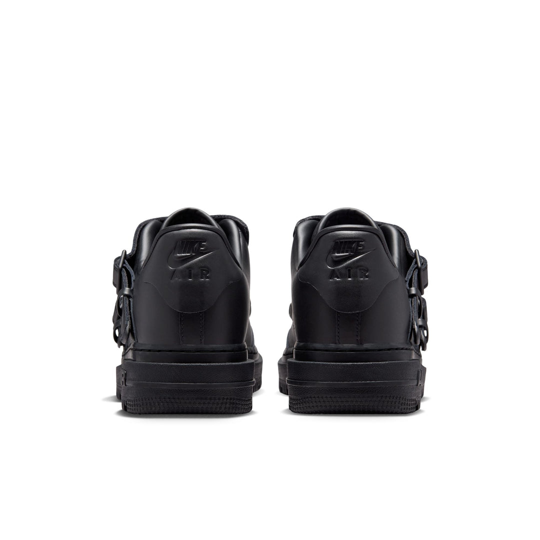 NIKE AIR FORCE 1 LUX "TRIPLE BLACK"