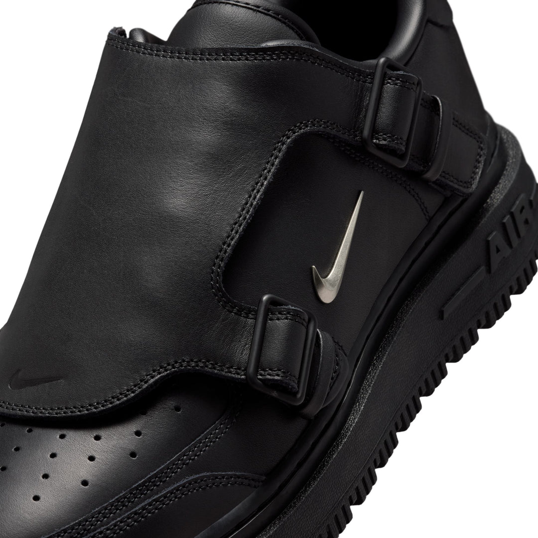 NIKE AIR FORCE 1 LUX "TRIPLE BLACK"