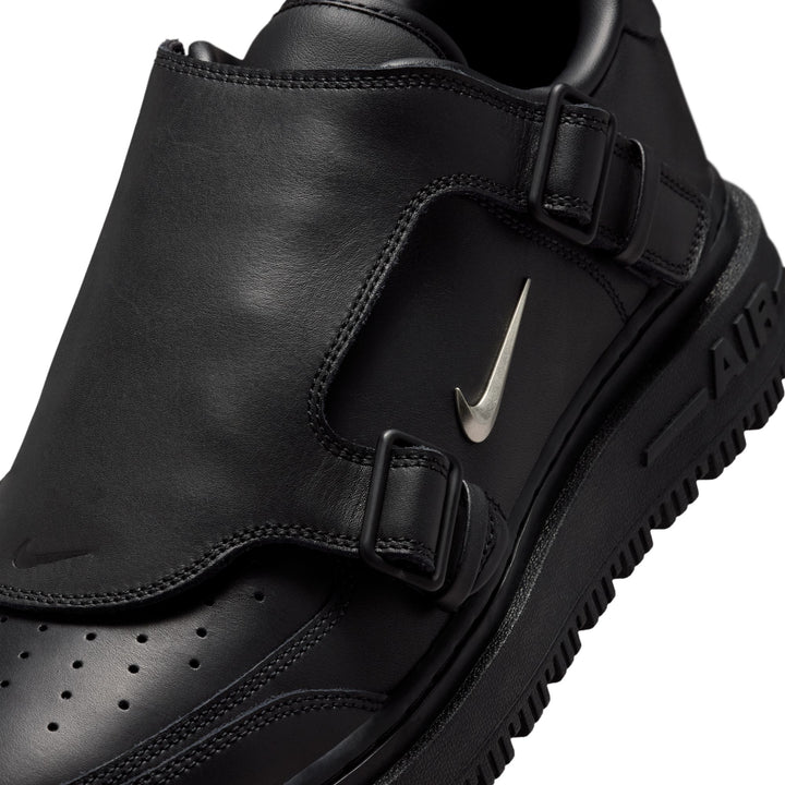 NIKE AIR FORCE 1 LUX "TRIPLE BLACK"