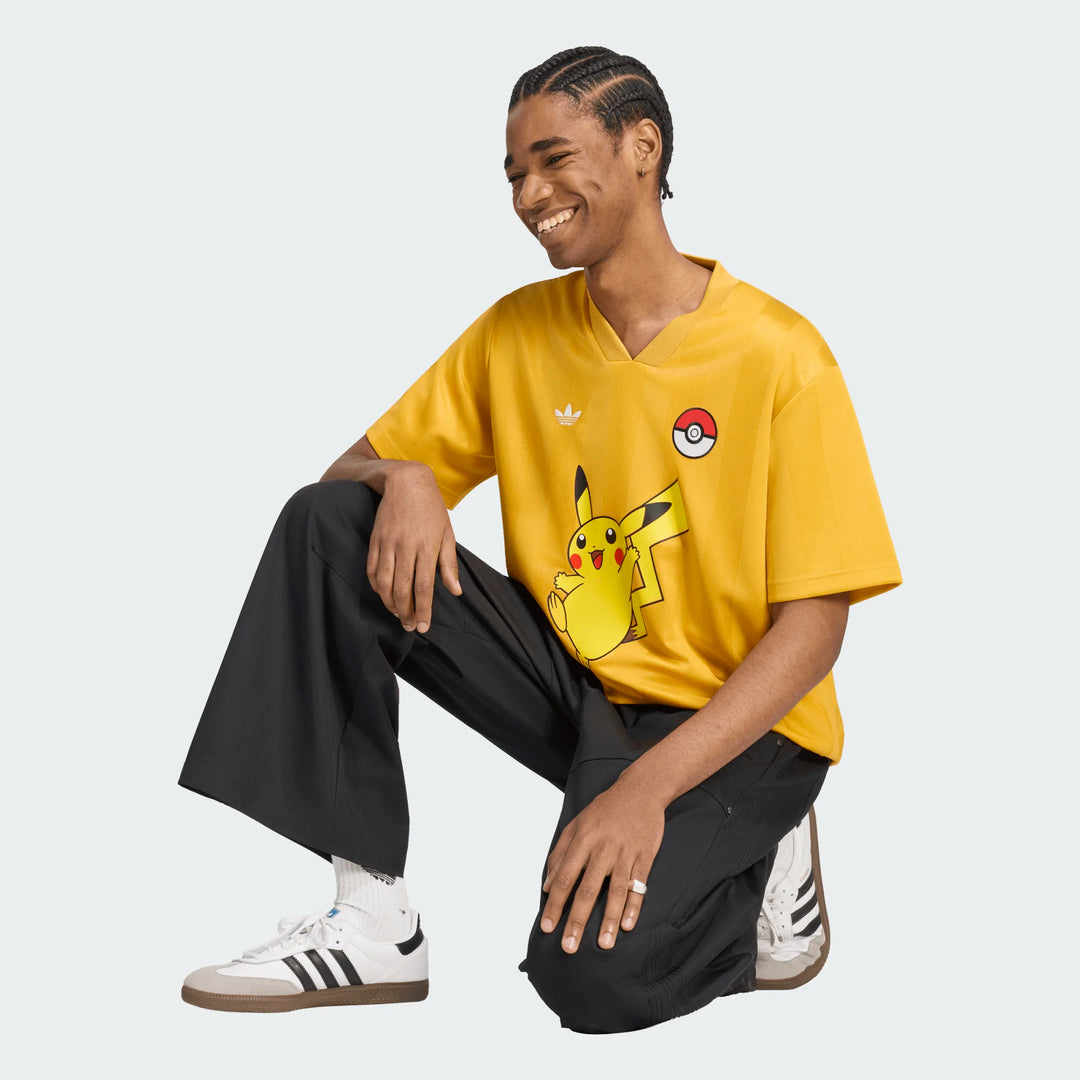 ADIDAS POKÉMON LOOSE JERSEY
