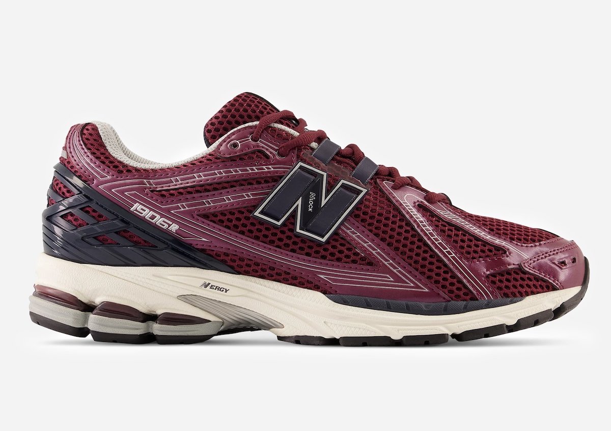 New Balance Men’s Shoe 1906R (Burgundy)