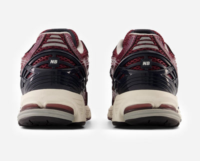 New Balance Men’s Shoe 1906R (Burgundy)