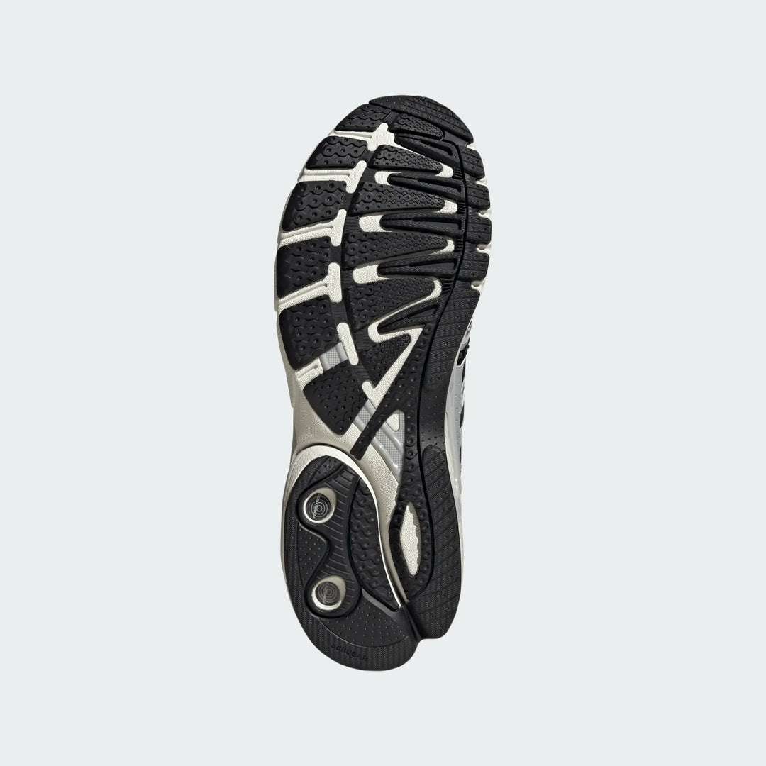 ADISTAR CONTROL 5 "CORE BLACK"