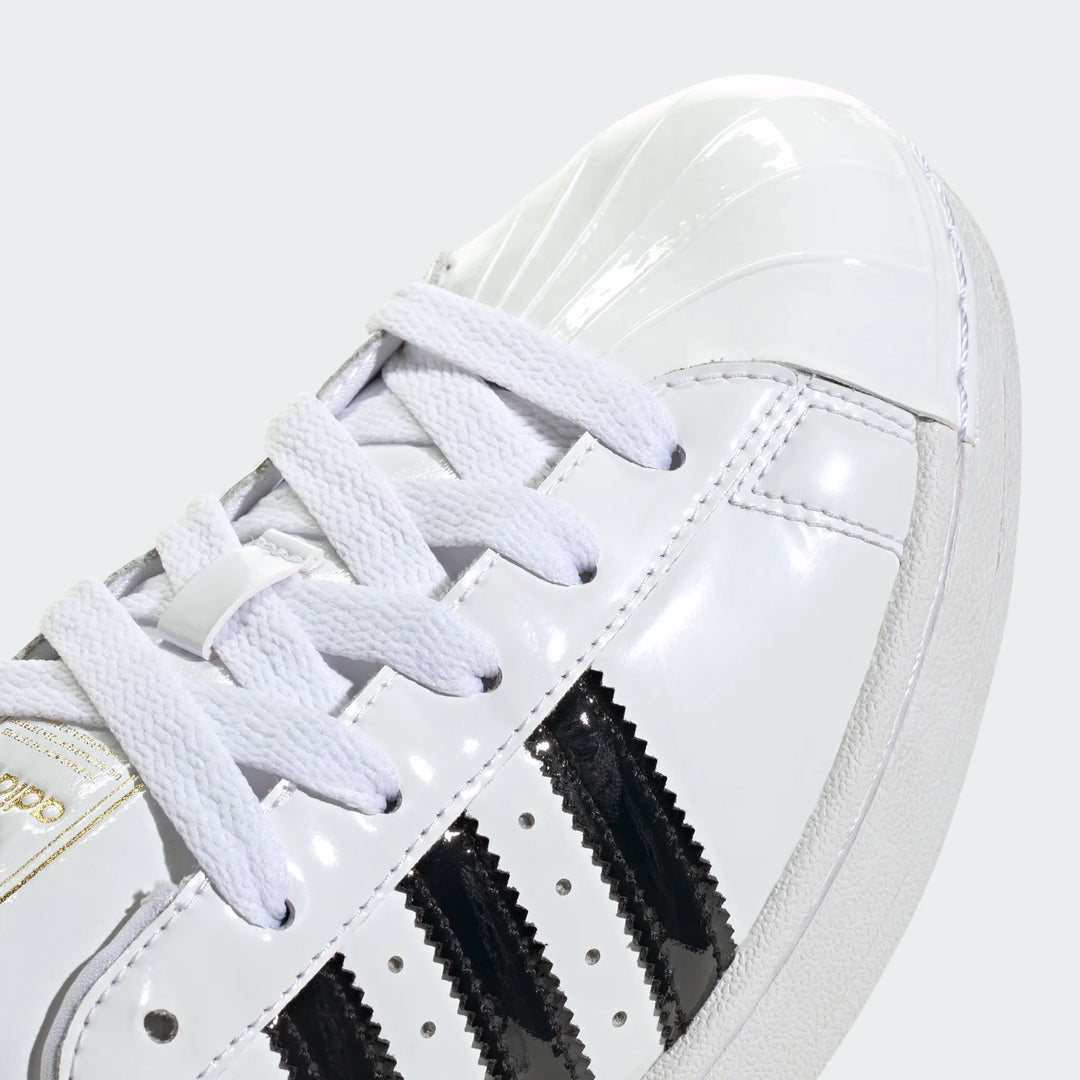 SUPERSTAR II W FTWWHT/CBLACK/GOLDMT