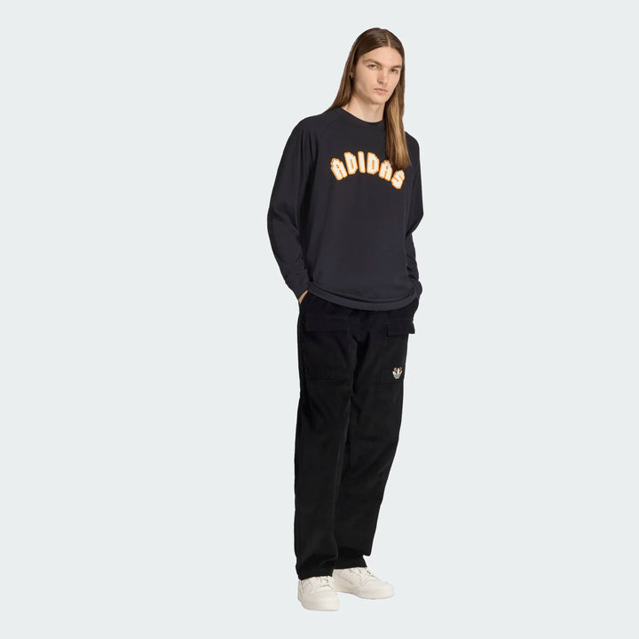GRAPHIC LOGO L/S TEE "BLACK"
