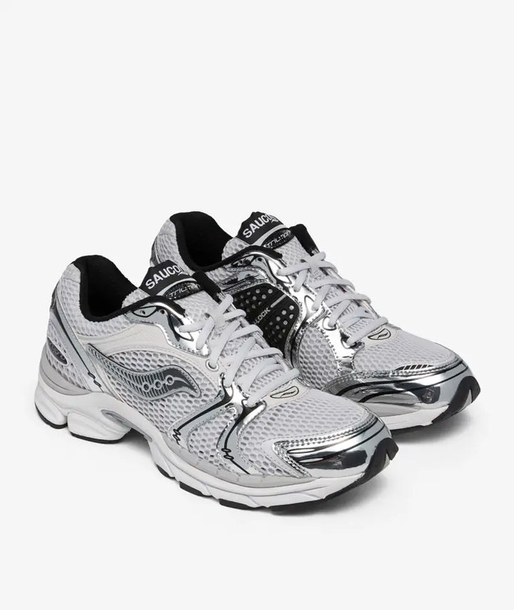 SAUCONY PROGRID TRIUMPH 4 "FOG"