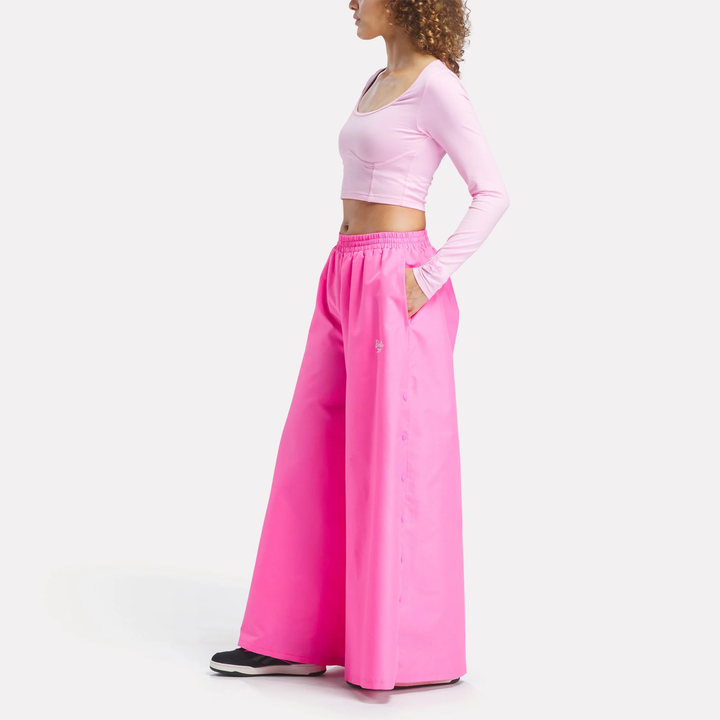 REEBOK X BARBIE TRACKPANT (Paradise Pink)