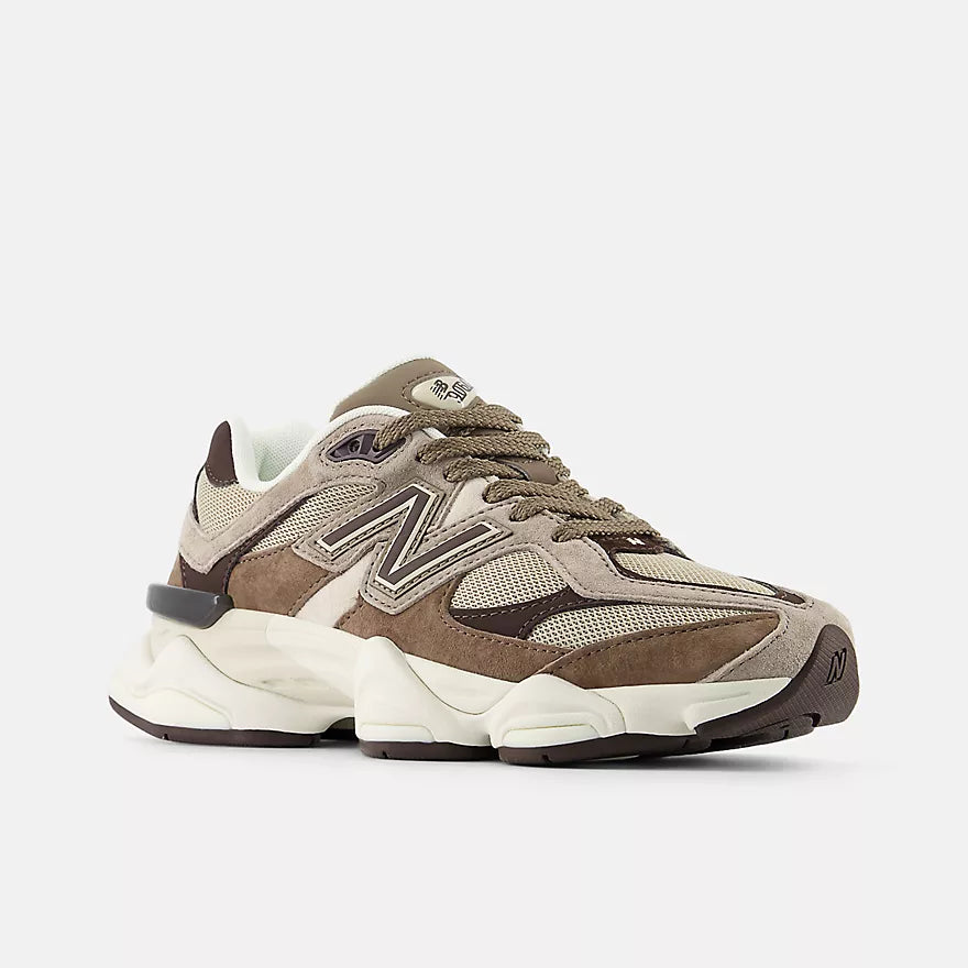 NEW BALANCE 9060 "THUNDER BROWN"